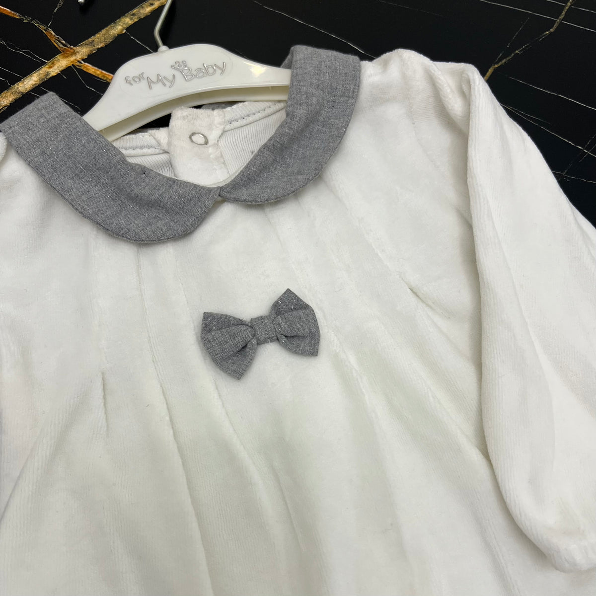 Velvet white set